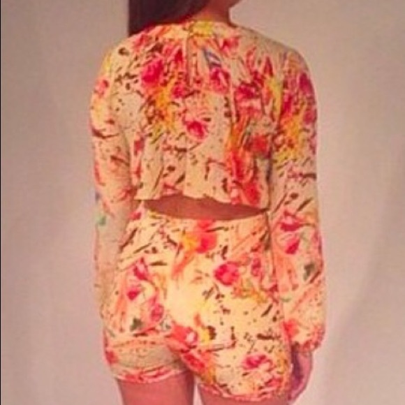 Floral Romper - Picture 2 of 2